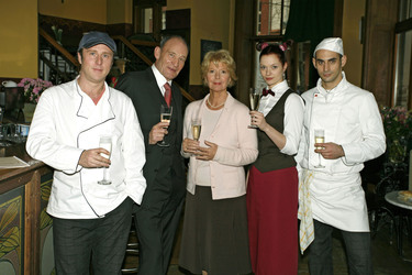 Bjarne Mädel, Michael Mendl, Christiane Hörbiger, Alexandra Kalweit, Eray Egilmez