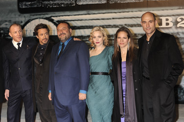 Guy Ritchie, Robert Downey Jr., Joel Silver, Rachel McAdams, Susan Downey, Mark Strong