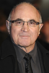 Bob Hoskins