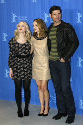 Scarlett Johansson, Natalie Portman, Eric Bana