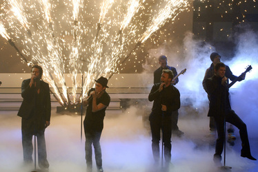 Howard Donald, Mark Owen, Gary Barlow, Jason Orange