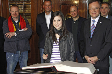 Lena Meyer-Landrut, Stephan Weil