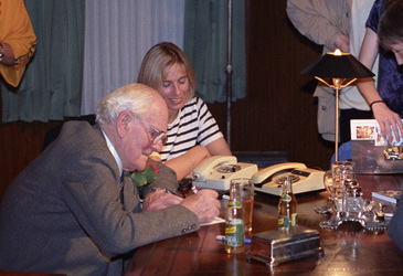 Desmond Llewelyn