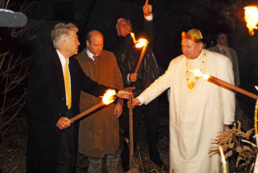 David Lynch, Emanuel Schiffgens