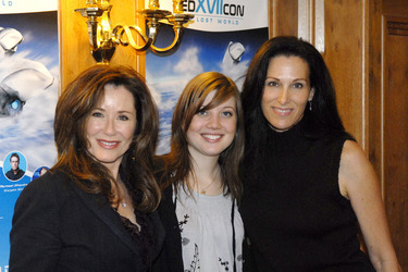 Mary McDonnell, Nicki Clyne, Julie Caitlin Brown