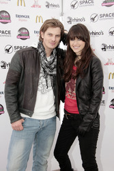 Mickey Monroe mit Sängerin Kerstin