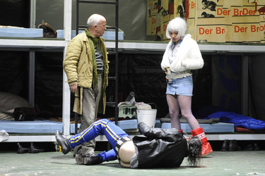 Christian Grashof, Dejan Bucin, Laura Tratnik