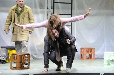 Roman Kanonik, Larissa Fuchs