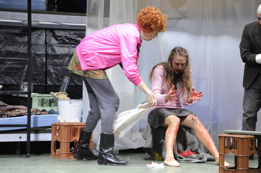 Anke Engelsmann, Larissa Fuchs