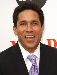 Oscar Nunez