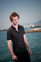 Robert Pattinson