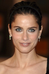 Amanda Peet