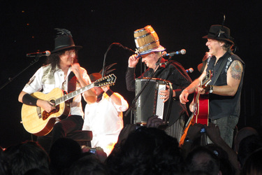 Brian May, Roger Taylor, Spike Edney, Jamie Moses