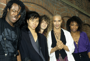 Photoshooting mit Dan Reed Network in London