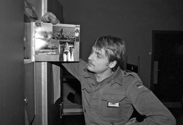 Blick ins Privatfach vom Spind