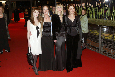 Sonja Richter, Annette K. Olesen, Trine Dyrholm, Ann Eleonora Jorgensen