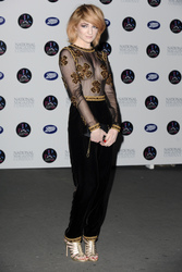 Nicola Roberts (Girls Alound)