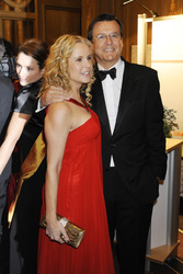 Katja Burkard, Hans Mahr