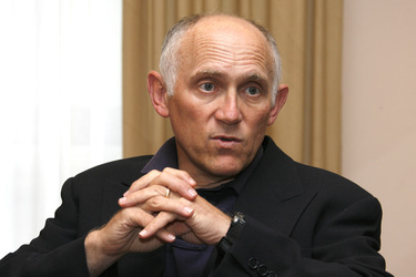 Armin Shimerman