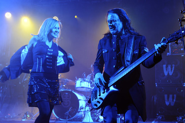 Anna Loos, Jäcki Reznicek (Silly)