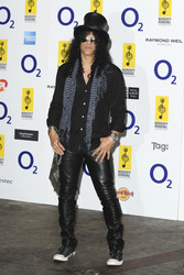 Slash (Guns N' Roses, Slash's Snakepit, Slash's Blues Ball, Velvet Revolver, Hollywood Rose)