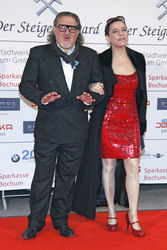 Edward 'Edo' Zanki, Julia 'Jule' Neigel