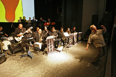 Wolfgang Grieger, Swing Leiner