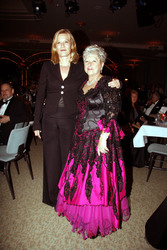 Suzanne von Borsody, Reni Laur