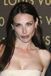 Claire Forlani