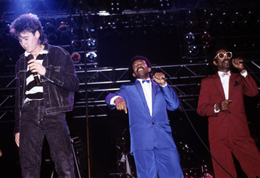 Konzert von Paul Young & The Royal Family in London