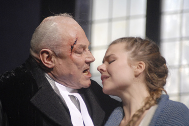 Klaus Maria Brandauer, Marina Senckel