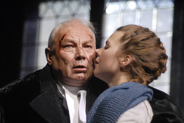 Klaus Maria Brandauer, Marina Senckel