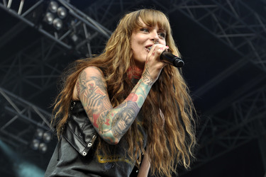 Jennifer Weist (Jennifer Rostock)