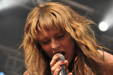 Jennifer Weist (Jennifer Rostock)