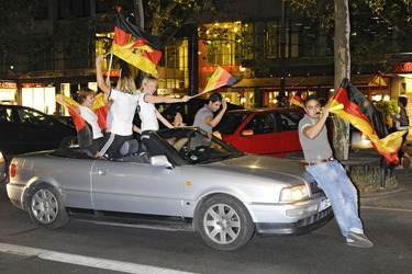 Autokorso am Kurfürstendamm