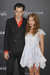 Mark Ronson, Charlotte Ronson