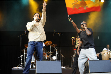 Damian Marley, Nas