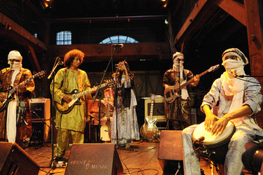 Dirtmusic und Tamikrest