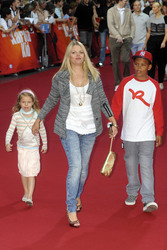 Sophie Briest mit Tochter Faye und Sohn Jahmar