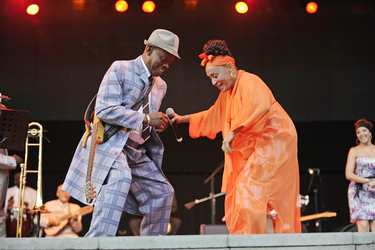 Orquesta Buena Vista Social Club feat. Omara Portuondo