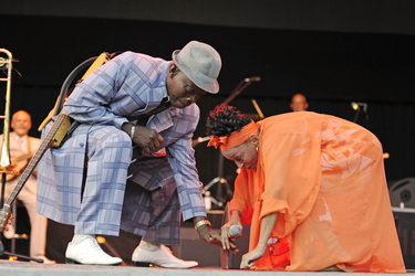 Orquesta Buena Vista Social Club feat. Omara Portuondo