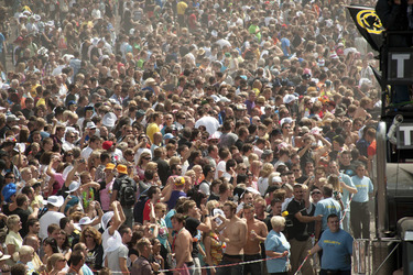 Fans auf der Loveparade 2010