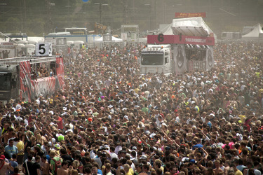 Fans auf der Loveparade 2010