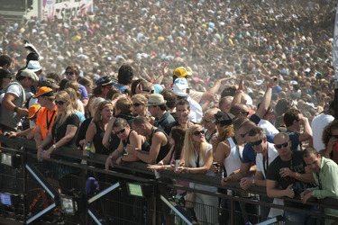 Fans auf der Loveparade 2010
