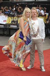 Elizabeth 'Liz' McClarnon (Atomic Kitten), Leigh Francis