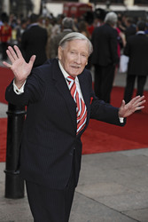 Leslie Phillips