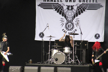 Kaizer von Loopy, Chris Kling, Vas Kallas (Hanzel und Gretyl)