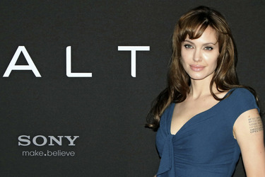 'Salt' Berlin Photocall