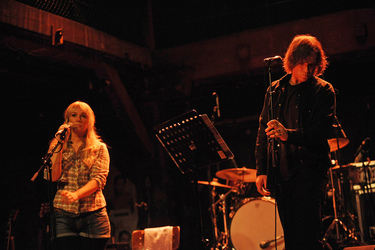 Isobel Campbell (Belle and Sebastian), Mark Lanegan (Screaming Trees, Queens of the Stone Age, The Gutter Twins)