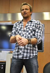 Sean Patrick Flanery
